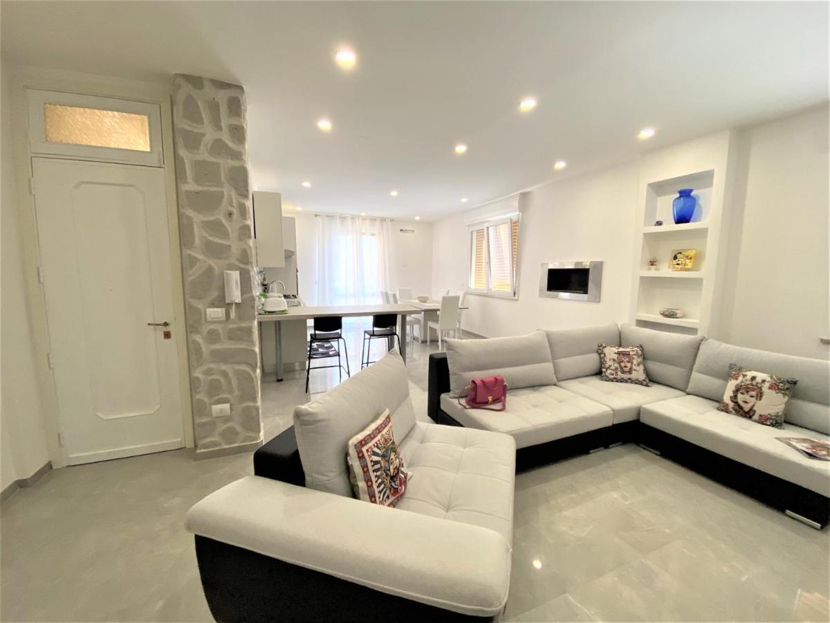 Melitta Apartment Джардіні-Наксос Екстер'єр фото